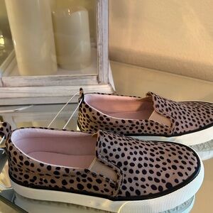 Girls canvas sneakers